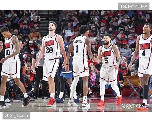 火箭团队防守显成效 主场击败勇士稳固西部第四排名